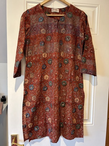 Fabindia embellished red - embellished,