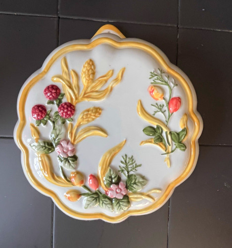 Vintage ceramic jelly mould - jelly,
