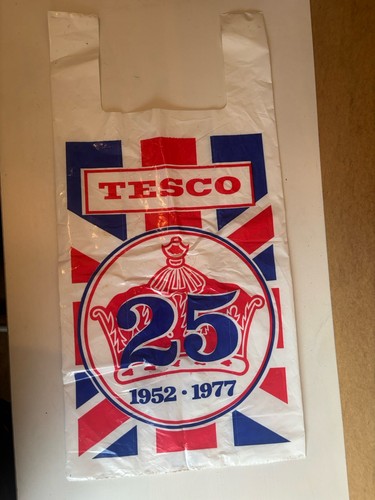 Vintage tesco 1977 queens - vintage,