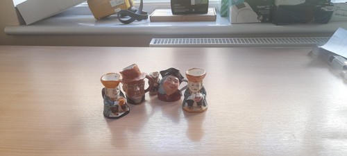 Toby jugs vintage mini - toby,
