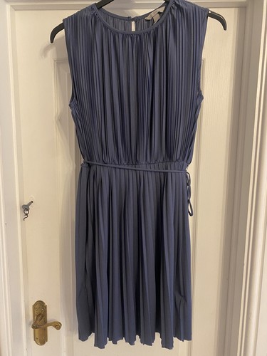 Pleated blue dress size - h&m,