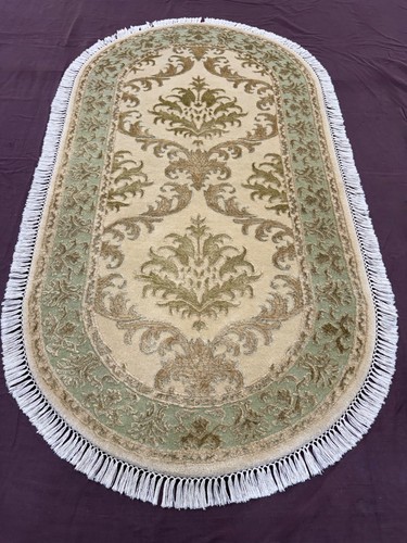 Oval hand knotted - knotted, wool