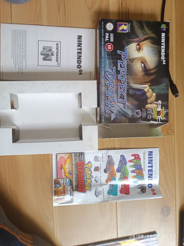 Perfect dark nintendo box - dark, 64
