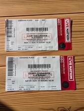 2x Liam Gallagher + Gerry