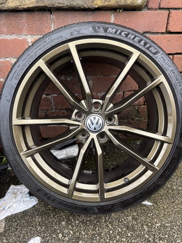 Genuine volkswagen golf - golf, r