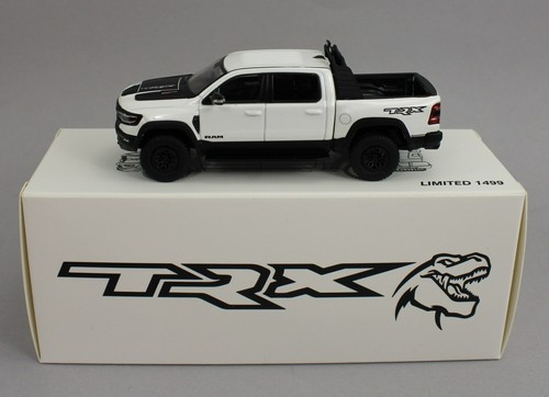 596 models white dodge - 1:64,