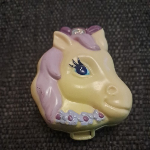 Polly pocket minature - polly, pony