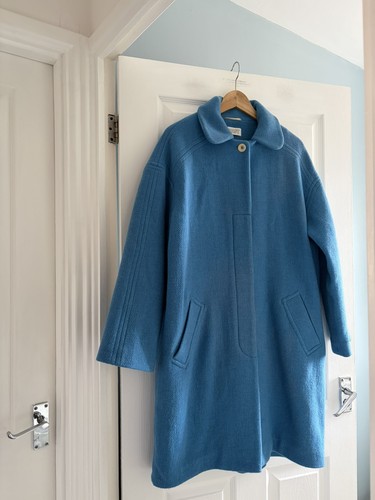 Toast blue pea - pea, coat