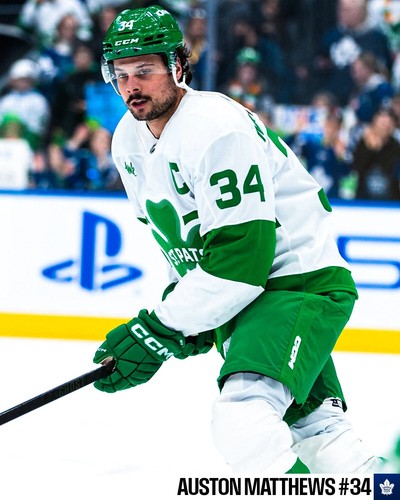Austin matthews toronto maple - austin,