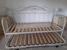 Laura Ashley 'Alice' Day Bed