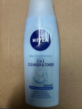 2 X Nivea Daily essentials 2