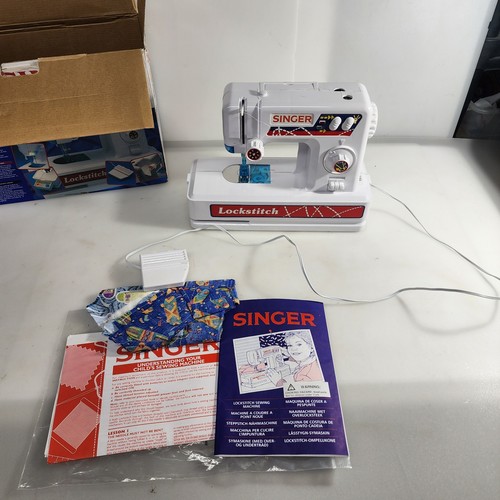 Child singer lockstitch - child’s,