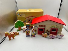 ELC Vintage Wooden Farm