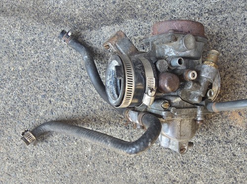 Cbr125 carburettor carb off - carburettor, a