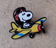Snoopy Pin Badge Brooch Metal Enamel Cartoon Aeroplane Pilot Plane Peanuts Gift