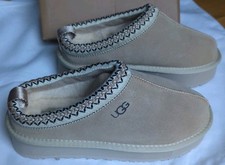 UGG W  DAKOTA MDSD warm