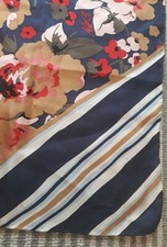 HOBBS pretty silk scarf