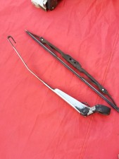 Nissan Almera mk1   rear wiper