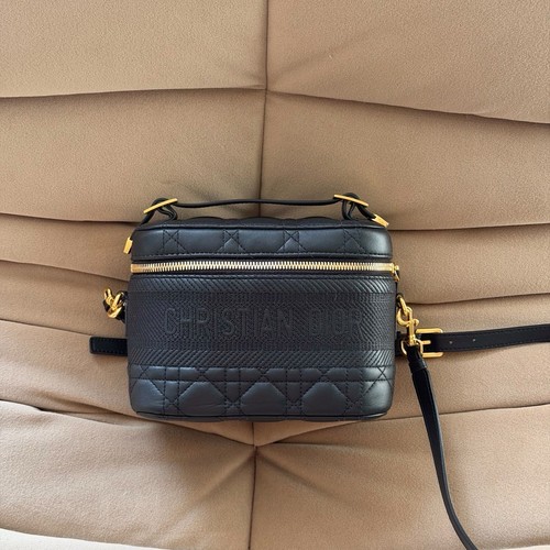 Dior cannage vanity - vanity, bag