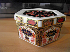 ROYAL CROWN DERBY IMARI 1128 HEXAGONAL LIDDED TRINKET BOX EXCELLENT A GRADE 1st