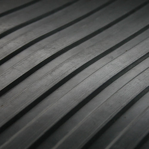 Broad ribbed cab garage - ribbed,