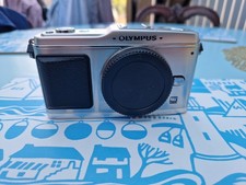 Olympus PEN E-PL1 12.3MP