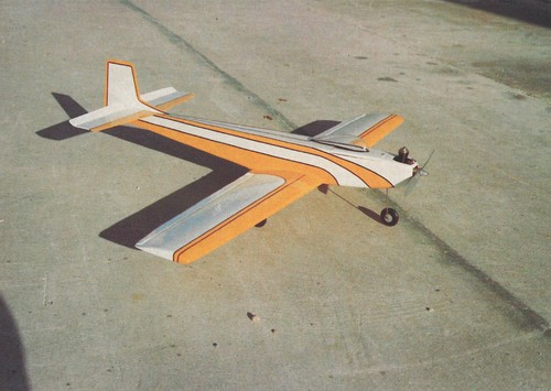 Half kaos aerobatic sport - half, a