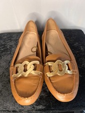 Ladies shoes ‘ Tu ‘ – size 4 – brown – good condition