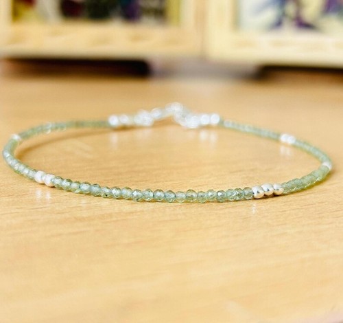 Green peridot faceted - peridot,