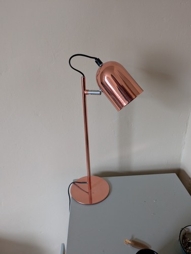 Made com metal - metal, desk