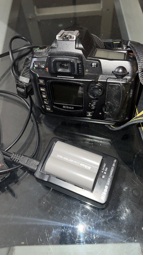 Nikon d70 dslr camera - nikon,