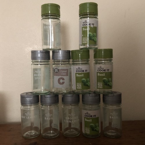 Empty spice jars kitchen - 11, x