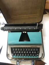 VINTAGE BLUE CASED LILLIPUT TYPEWRITER