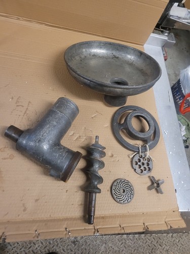 Commercial catering mincer - 12",