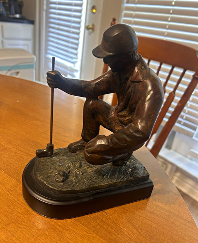 Bronze tone golfer - golfer, figurine