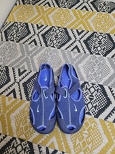 EUC Older Boys Blue Nike