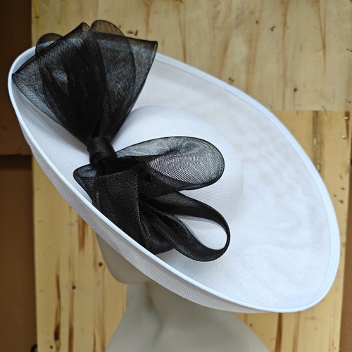 White black large hatinator - black,