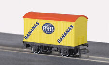 PECO N Gauge ready to run model No: NR-P140  FYFFES Refrigerated Box Van Yellow.