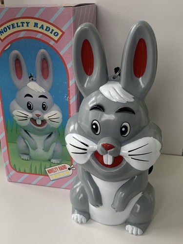Vintage novelty rabbit radio - novelty,