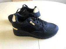 WOMENS BLACK MID WEDGE HEEL