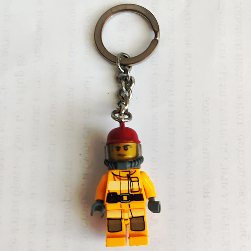 Lego minifigure keyring yellow - lego,