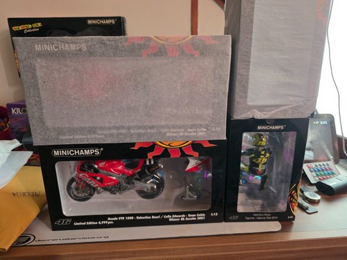 Minichamps 12th scale rossi - minichamps,
