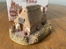 Lilliput Lane SMALLEST INN