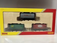 HORNBY Railroad R6891 Triple Fuel Tanker Wagon Pack OO Gauge Texaco BP Total