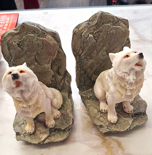 Wolf dog resin bookends - dog, pair