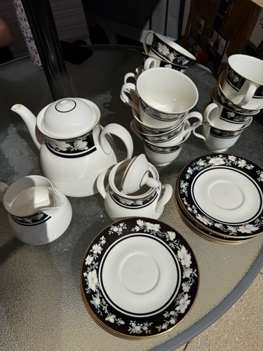 Royal doulton vogue intrigue - royal,