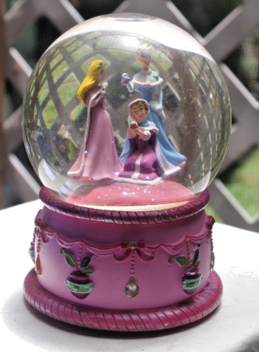 Disney princess christmas snow - princess,