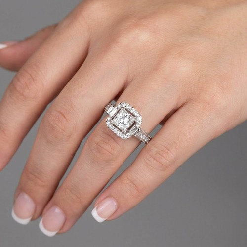 Under halo engagement - under, 18k