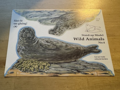 Postcard stand model - -,