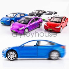 1:32 Tesla Model 3 Diecast